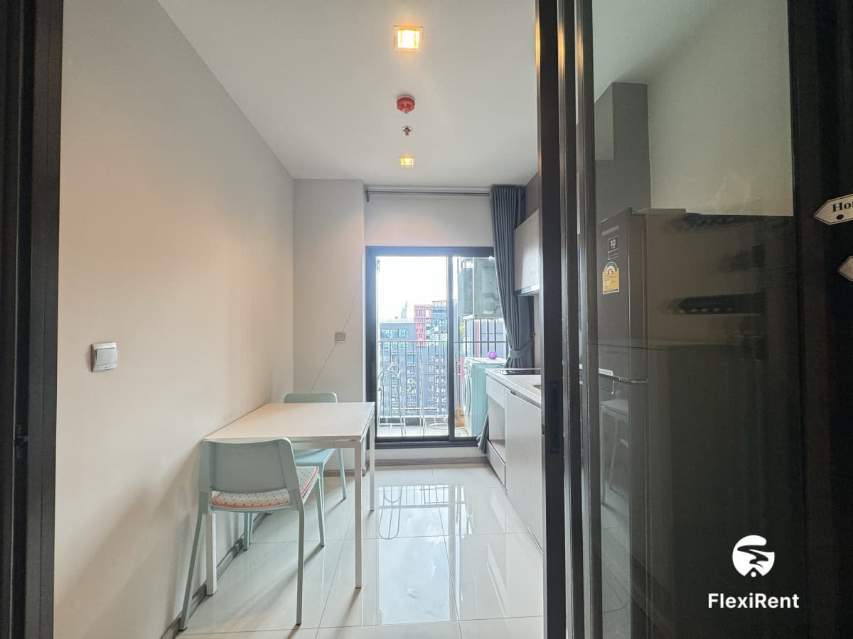 Life Asoke - Rama 9 photo #11