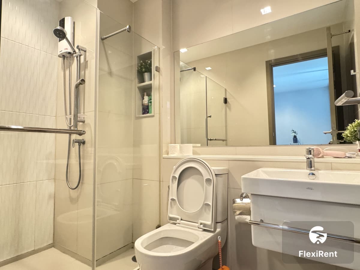 Life Asoke - Rama 9 photo #13