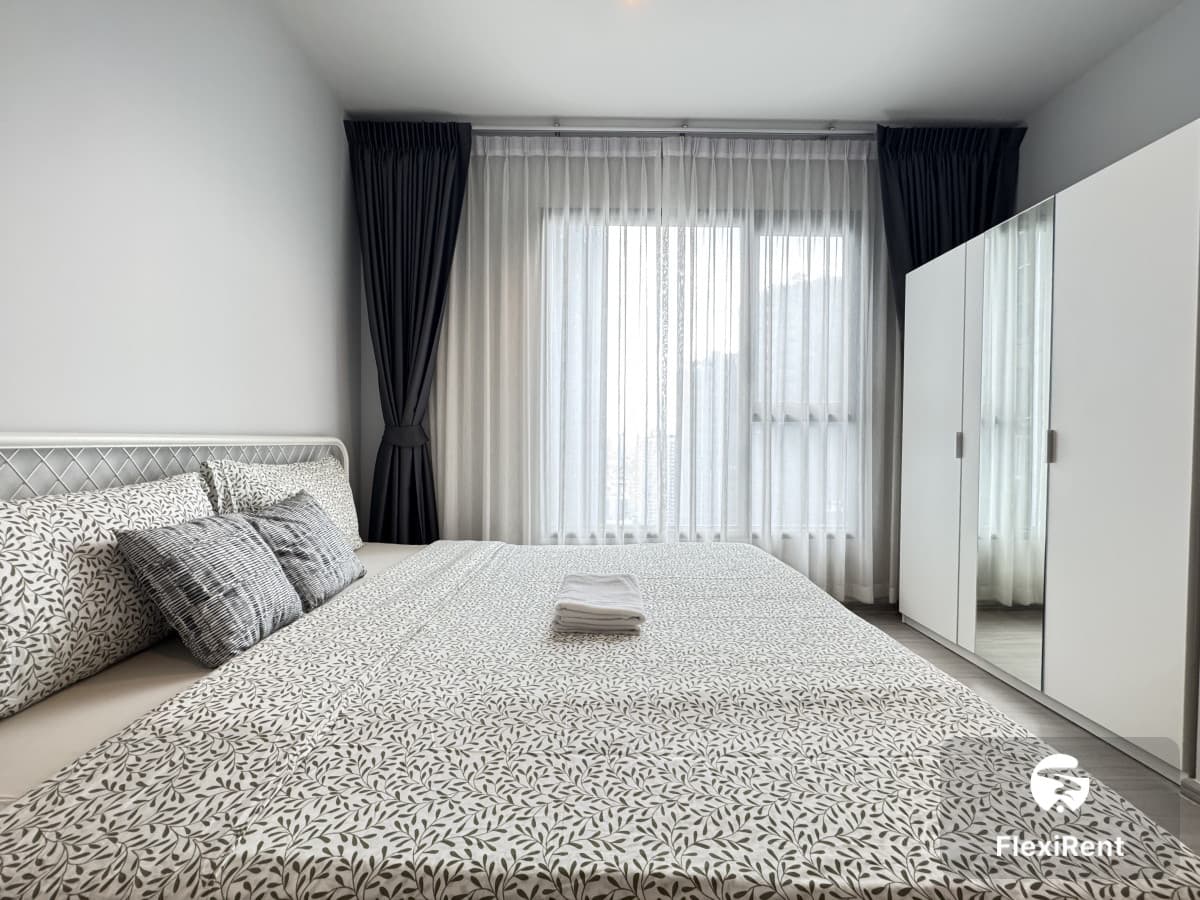 Life Asoke - Rama 9 photo #17