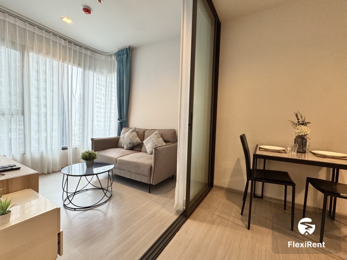 Life Asoke - Rama 9 photo #20