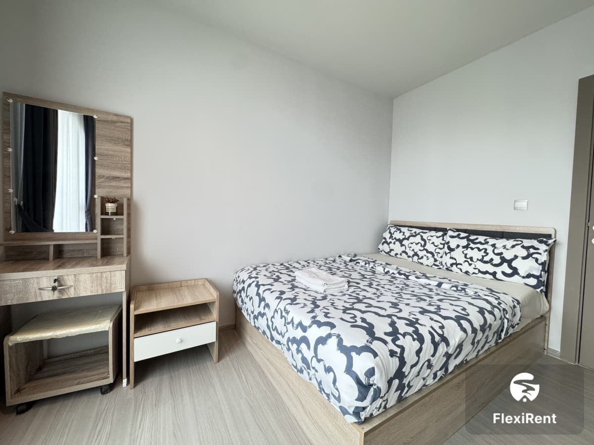 Life Asoke - Rama 9 photo #25