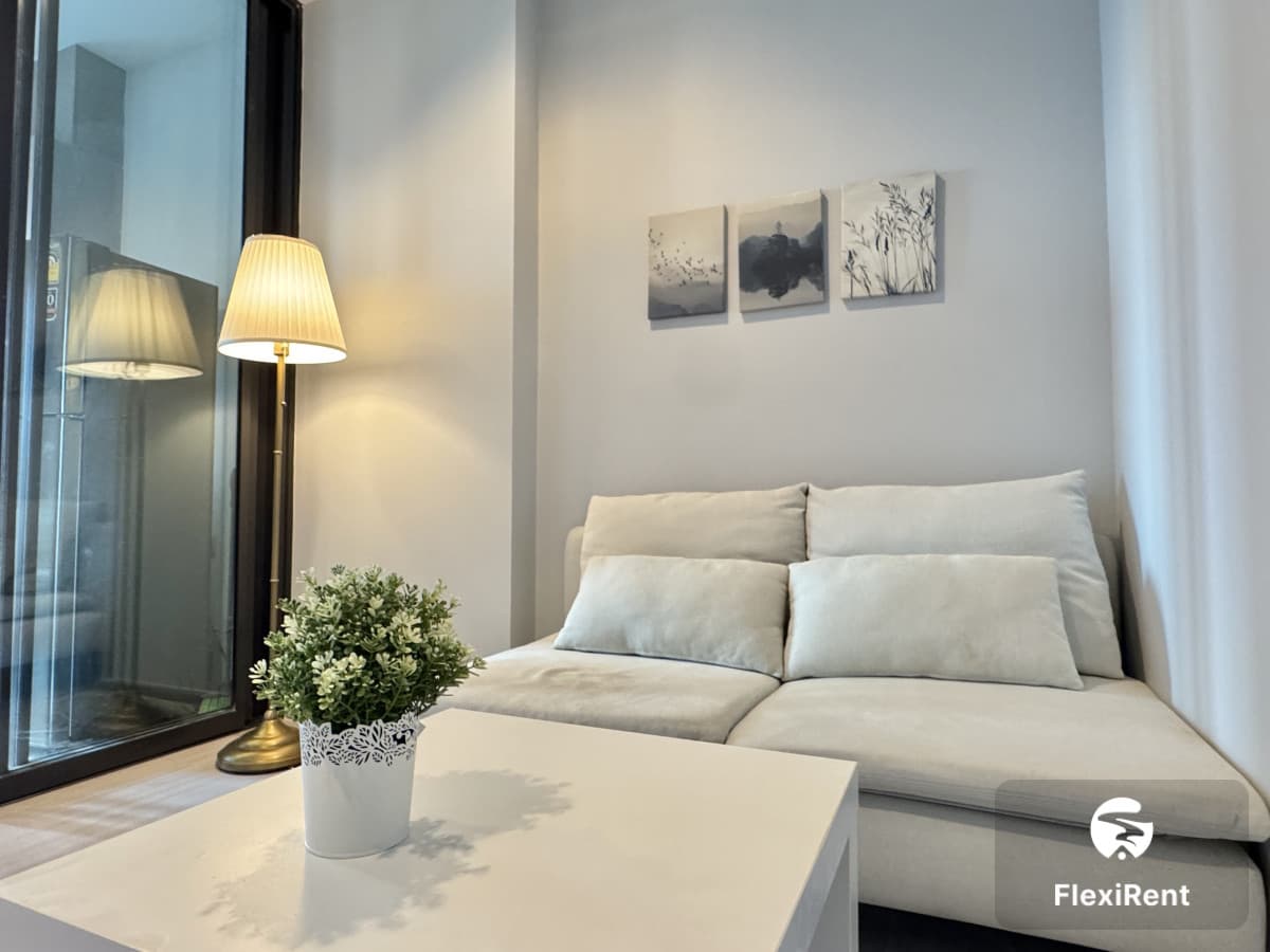 Life Asoke - Rama 9 photo #30