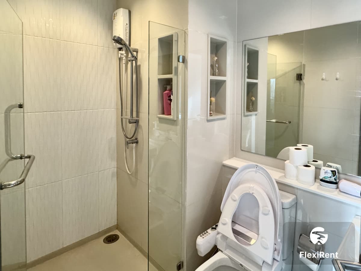 Life Asoke - Rama 9 photo #10