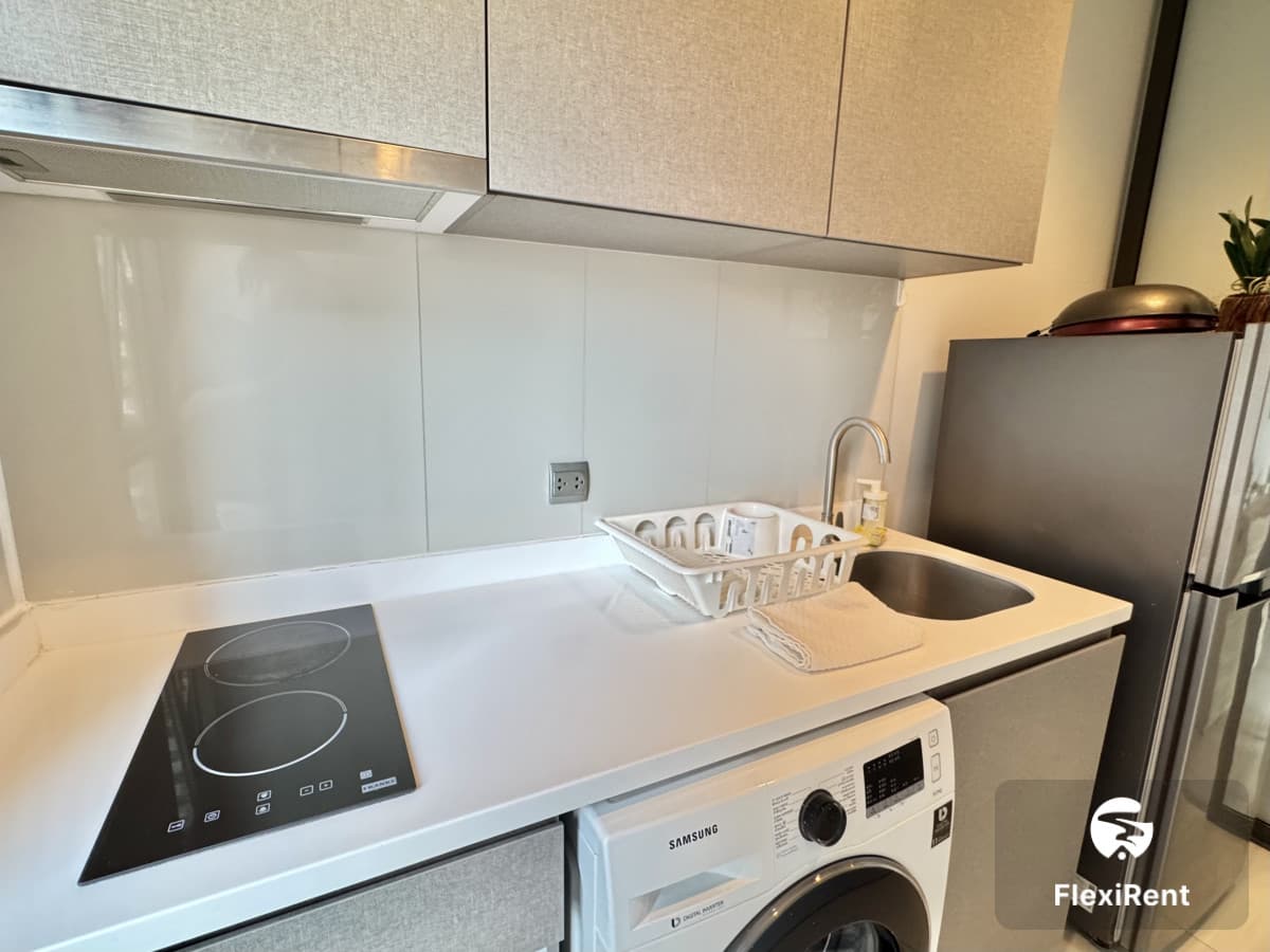 Life Asoke - Rama 9 photo #13