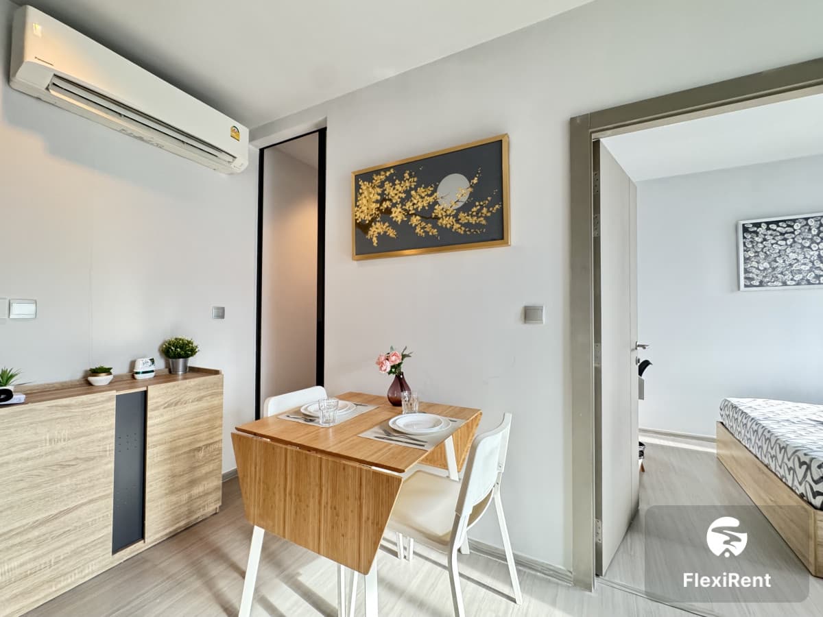 Life Asoke - Rama 9 photo #16