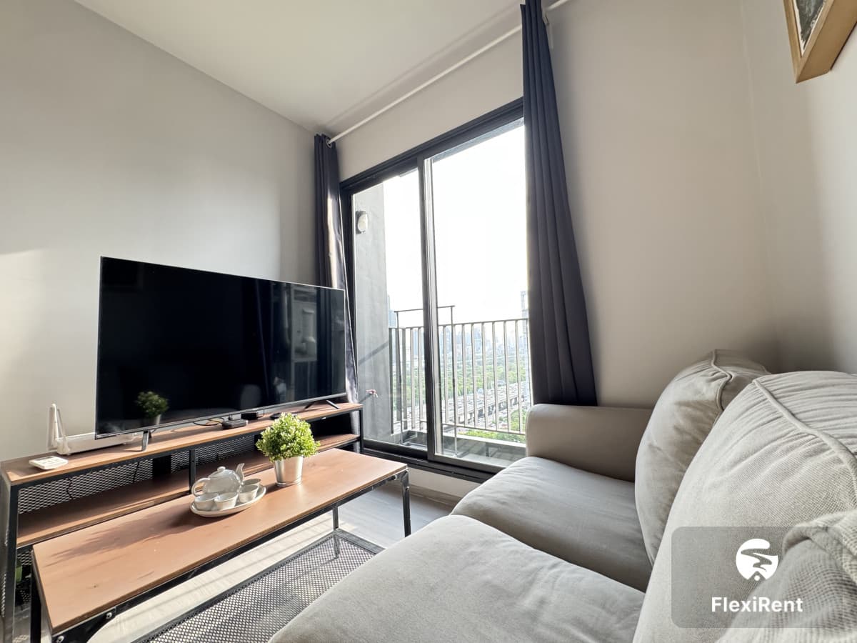 Life Asoke - Rama 9 photo #20