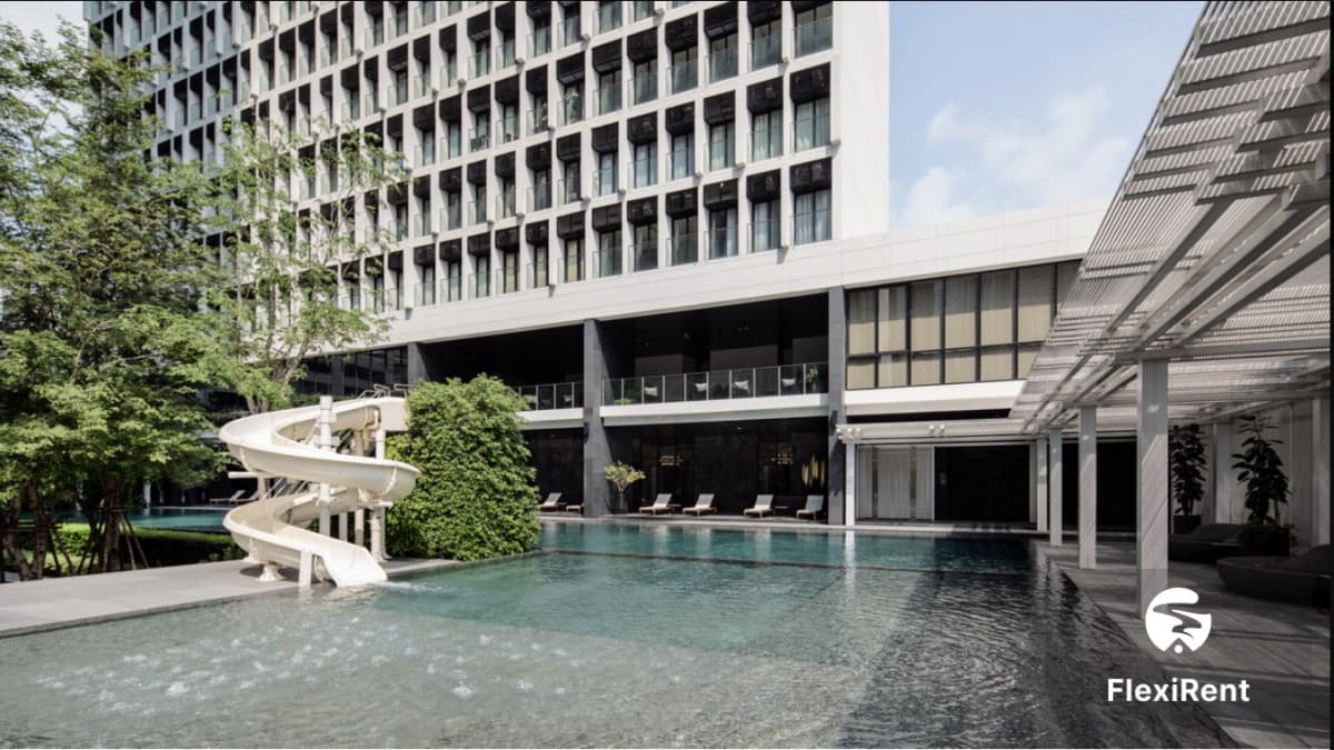 Noble Ploenchit Image 1