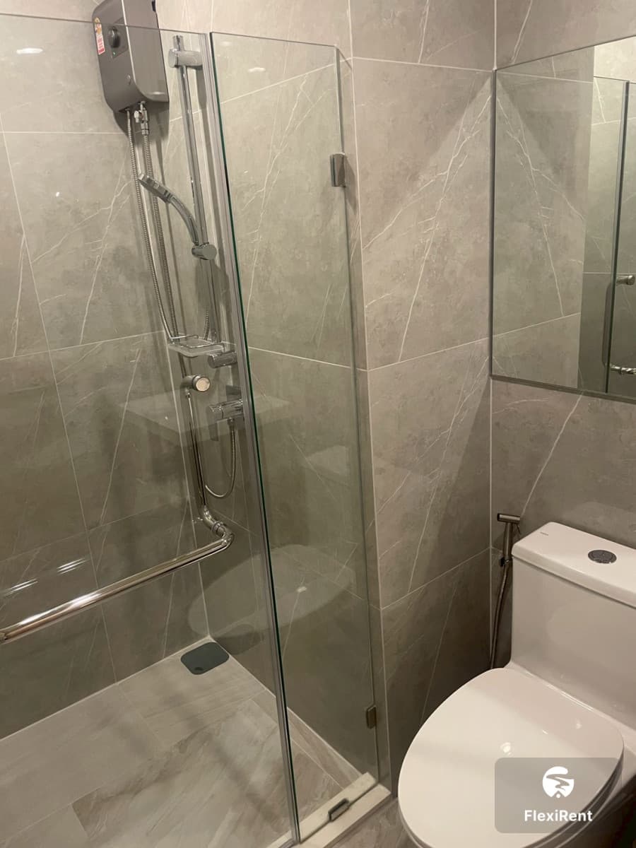 Noble Nue District R9 photo #13