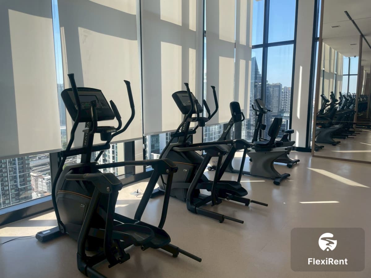 Noble Nue District R9 photo #26