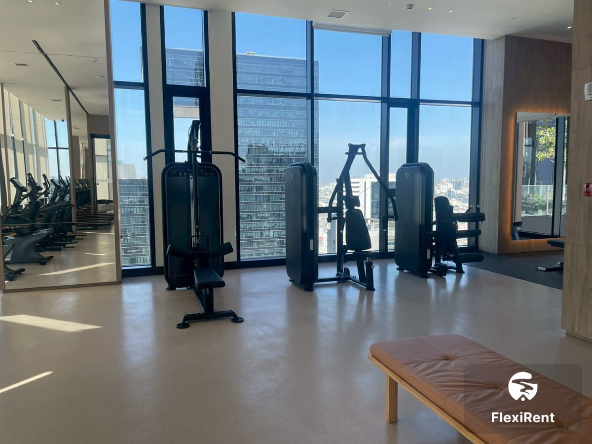 Noble Nue District R9 photo #27