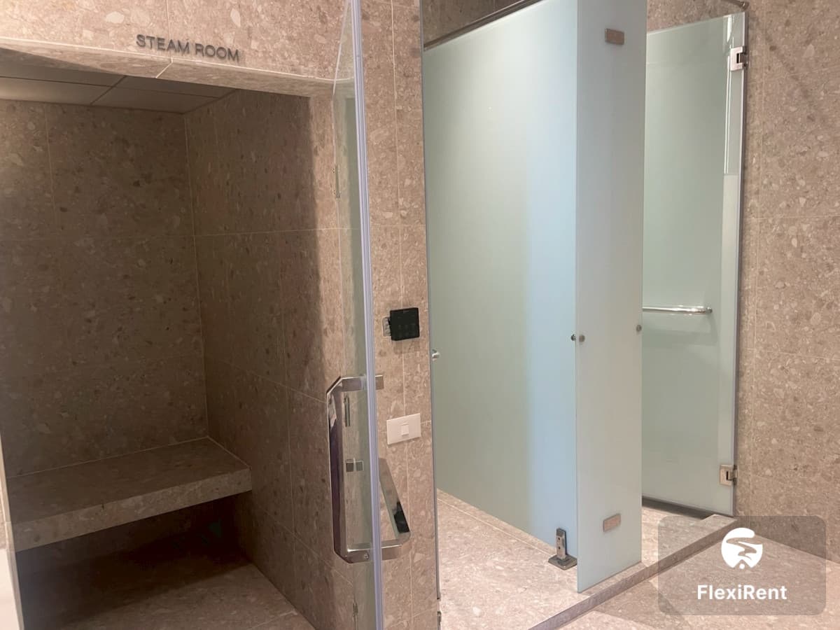 Noble Nue District R9 photo #28