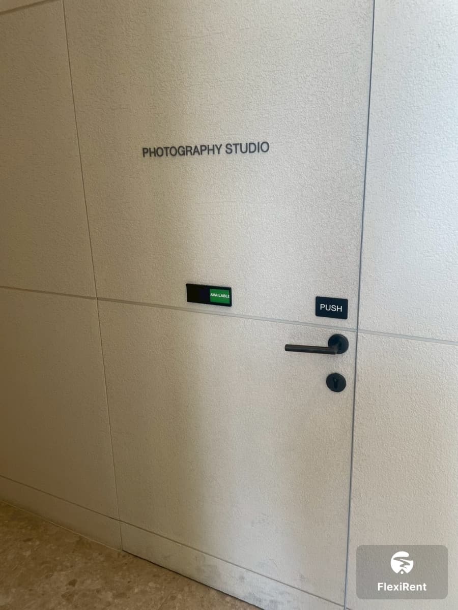 Noble Nue District R9 photo #29