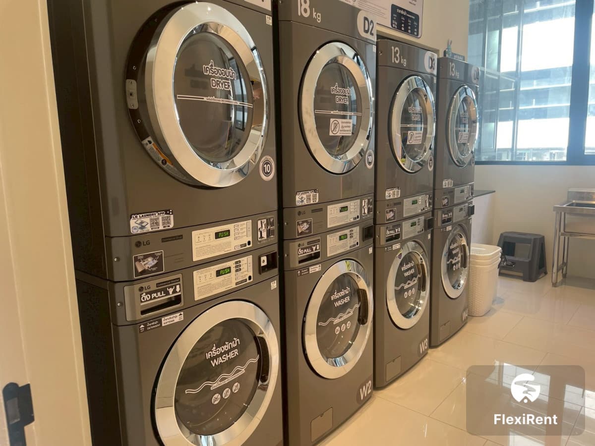 Noble Nue District R9 photo #37