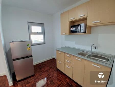 Riviera Condominium Image 4