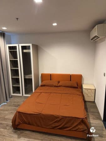 Life Ladprao Valley Image 1