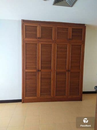 Rama Harbour View Condominium Image 4