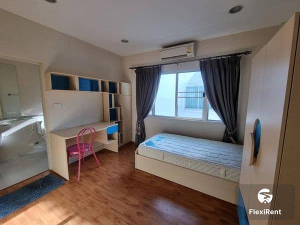 Life Bangkok Boulevard Ratchapruek - Rattanathibate Image 3