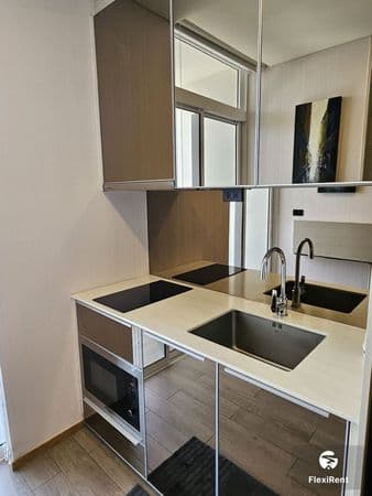 Siamese Exclusive Sukhumvit 42 Image 3