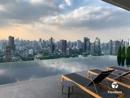 Siamese Exclusive Sukhumvit 42 Image 1