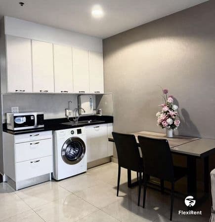 Condo The Platinum Image 4