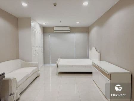 Condo The Platinum Image 5