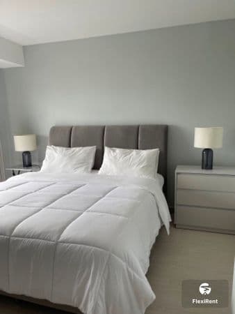 Sun Palace Condominium Image 1