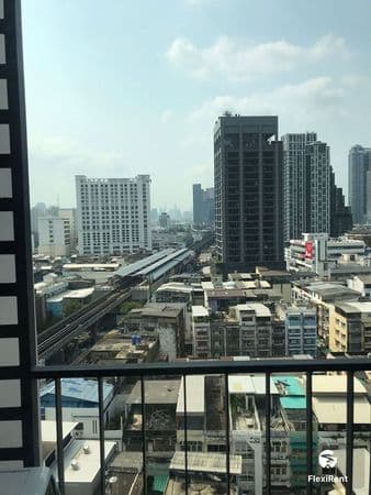 IDEO Phahol - Jatujak Image 3