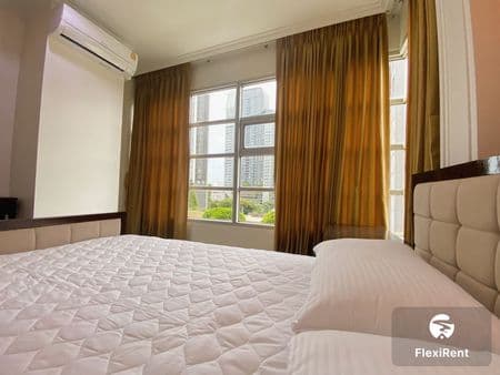 BaanKlangKrung Siam - Pathumwan Image 4