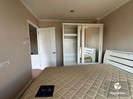 Lumpini Place Ratchayothin Image 5