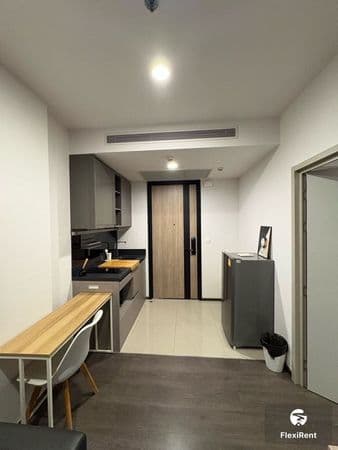 Oka Haus Sukhumvit 36 Image 2