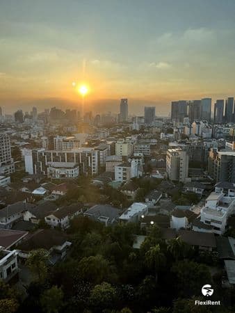 Chapter one Mid Town Ladprao 24 Image 4