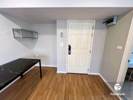 Lumpini Place Phahol - Sapankhwai Image 1