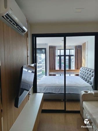 ดิ เอท คอลเลคชั่น (The 8 Collection) รูปที่ 1