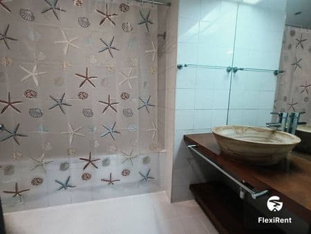 วิทยุ คอมเพล็กซ์ (Wittayu Complex) รูปที่ 4