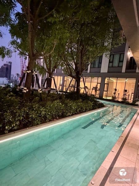 Aspire Sukhumvit - Rama 4 Image 1