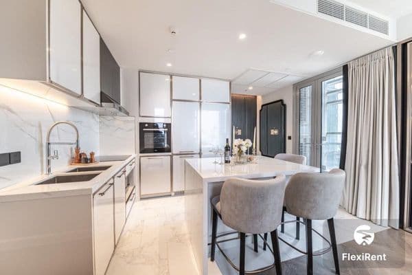 La Clef Bangkok by The Crest Collection Image 4