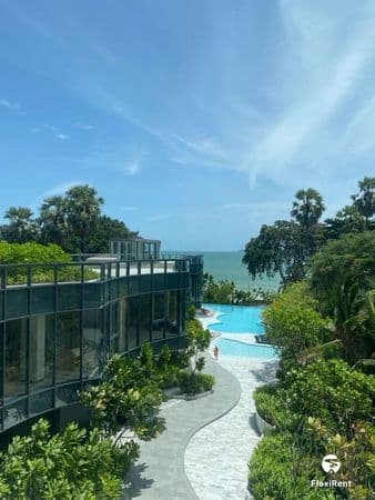 อารมณ์ วงศ์อมาตย์ (AROM WONGAMAT) รูปที่ 2