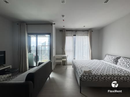 Life Asoke - Rama 9 Image 2