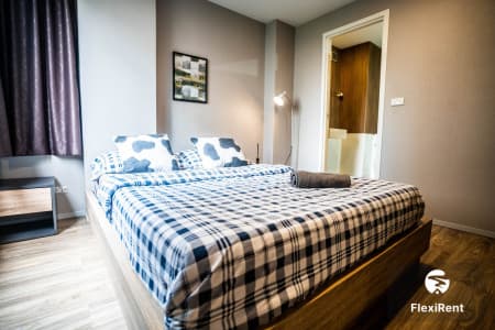 Blossom Condo @ Sathorn - Charoenrat Image 4