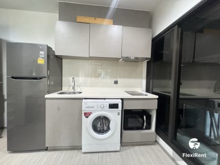 Life Asoke - Rama 9 Image 5