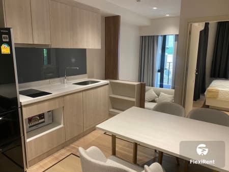 Runesu Thonglor 5 Image 2