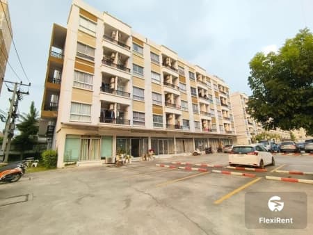 The Kith Khlong Luang Image 1