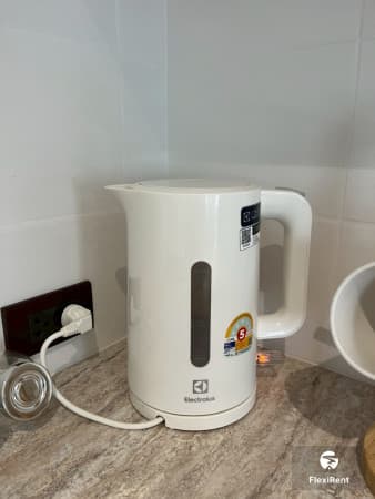 เดอะ ไทเทิ้ล ฮาโล 1 (The Title Halo 1) รูปที่ 4