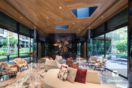 The Crest Park Residences Image 1