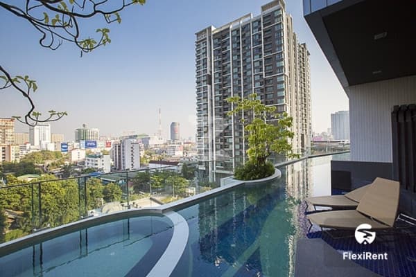 Condolette Midst Rama 9 Image 1