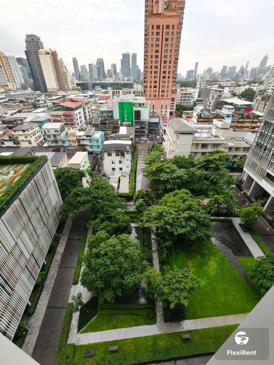 Park Origin Phrom Phong HNM photo #15