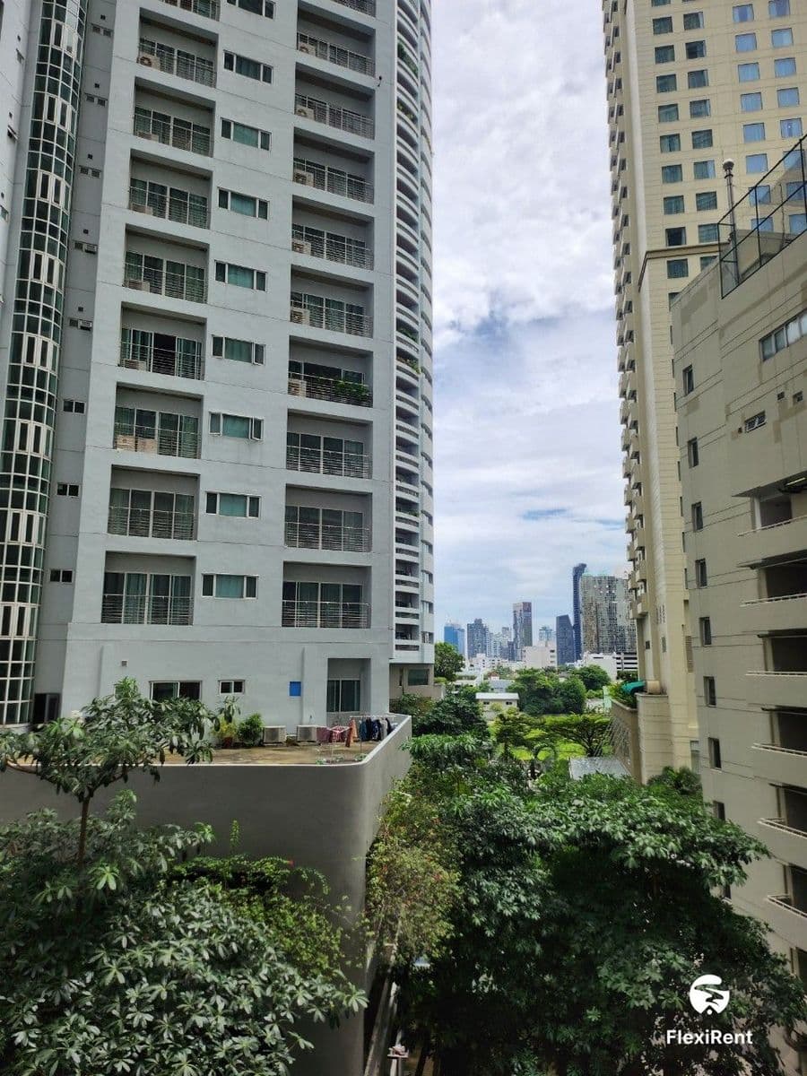 Park Origin Phrom Phong photo #13