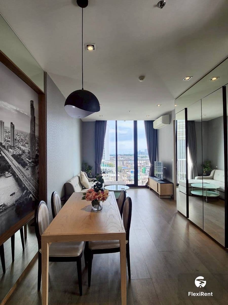 Park Origin Phrom Phong Image 1