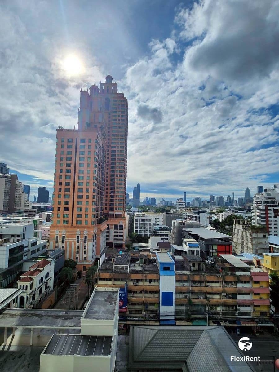 Park Origin Phrom Phong photo #16