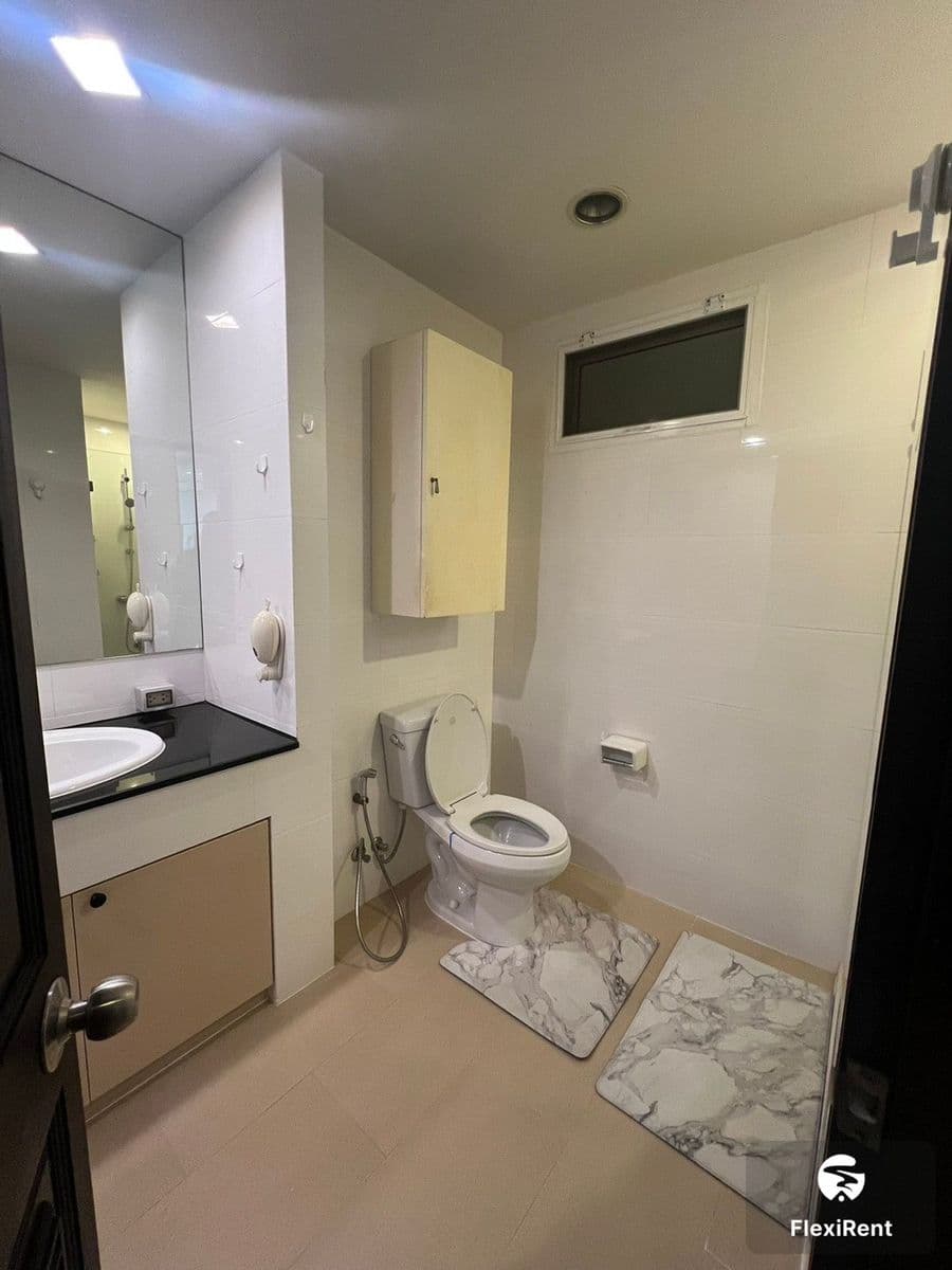 The Amethyst Sukhumvit 39 photo #11